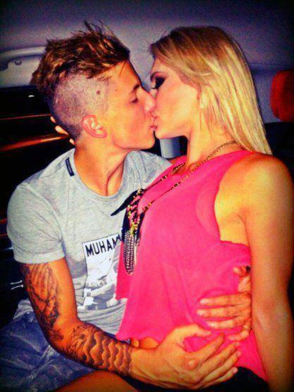 El incre�ble parecido de la novia de Alexander Caniggia con su hermana