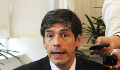 "Macri quiere un f�tbol para pocos"