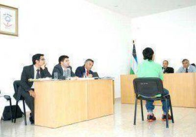 Comprometen a acusada de instigaci�n 