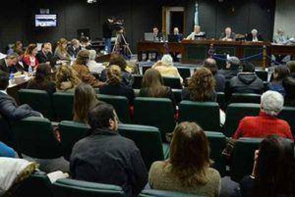  Lesa humanidad: condenaron a prisi�n perpetua a siete imputados por cr�menes