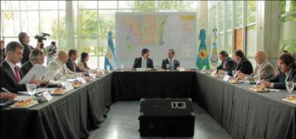 Jorge Macri y Daniel Scioli se reunieron junto a sus equipos de Gobierno