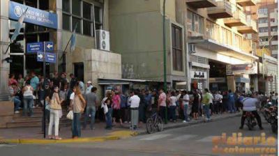 Ahora el Banco Naci�n promete pr�stamos tras los d�bitos masivos