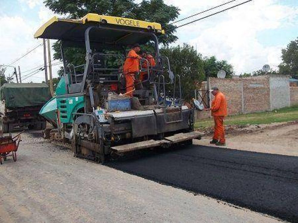 Brown: contin�an obras de pavimento