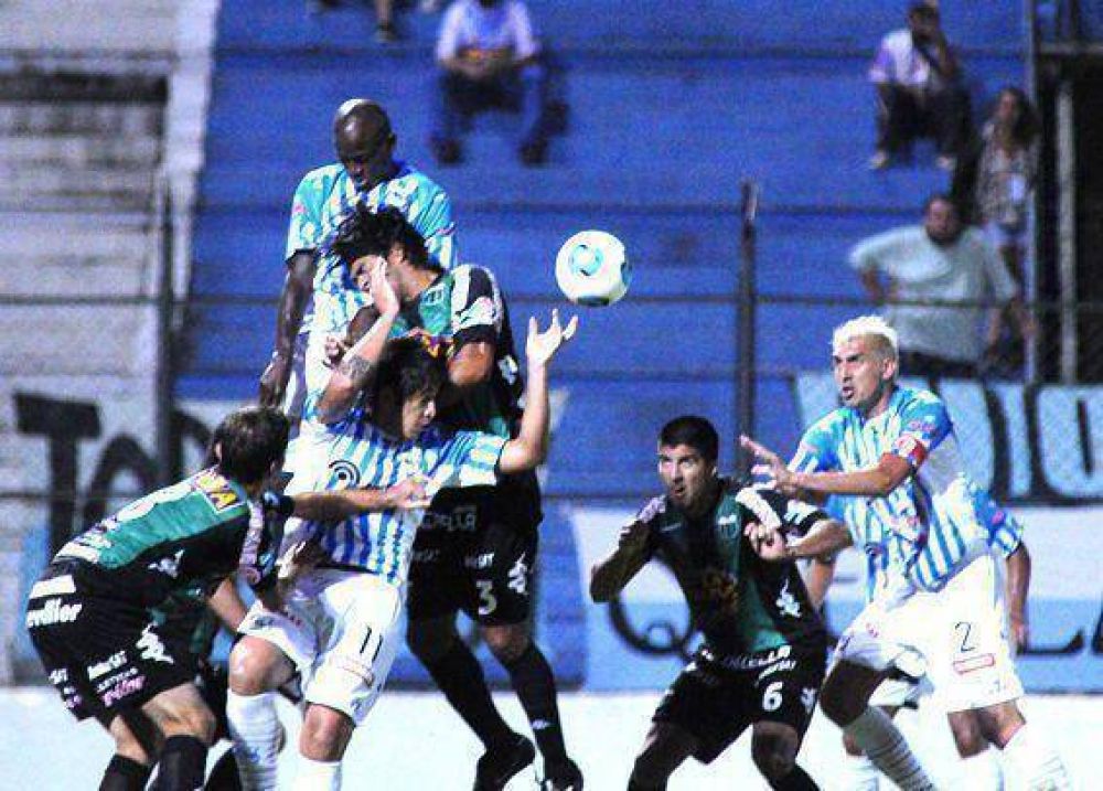Gimnasia gan� con lo justo
