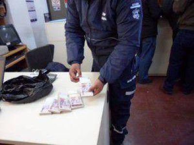 En controles en Or�n y La Quiaca: la AFIP secuestr� coca�na, hojas de coca y divisas