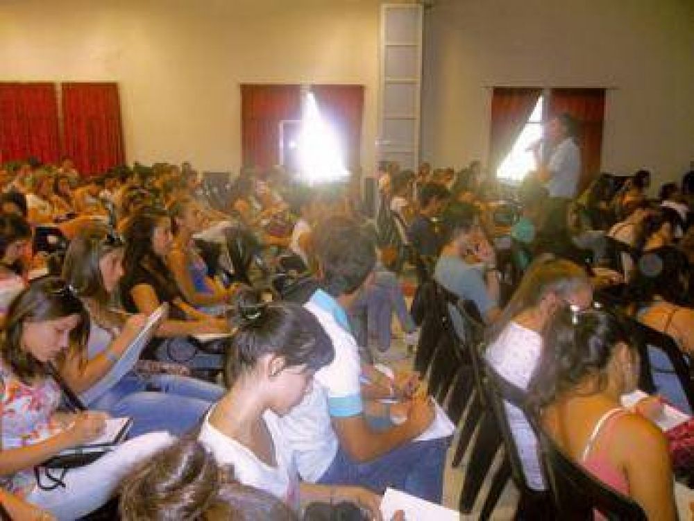 Comenz� el curso introductorio para los ingresantes a la UNER