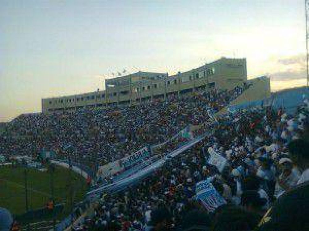 Importante victoria del Lobo juje�o frente a Nueva Chicago