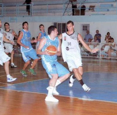 Regatas Uruguay apabull� anoche a Alma Jrs.
