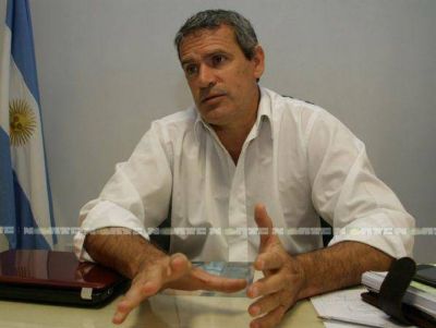 �Los funcionarios deben saber que hay un organismo que los est� mirando y deben esmerarse m�s en cumplir�