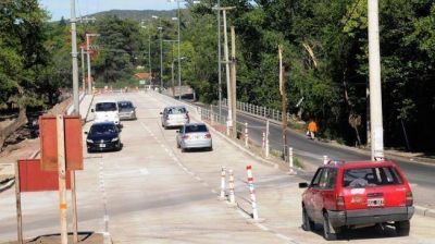 Mestre exhibi� los logros de sus buenas relaciones institucionales