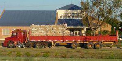 Llegan cerca de 20.000 kits escolares a Clorinda