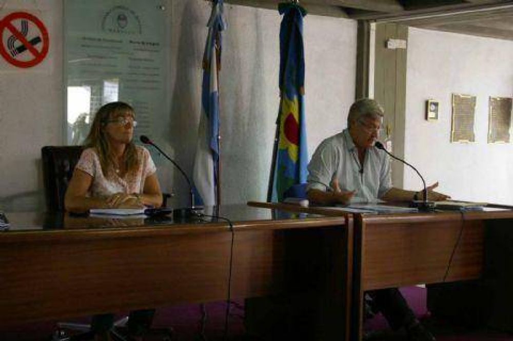 Bellocchio estuvo en el Concejo para contestar preguntas 	  