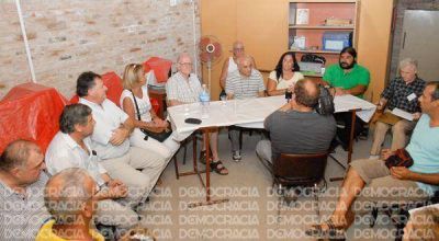 Con un enga�o, intentaron destituir a fomentistas