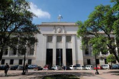 M�s de 200 magistrados en Tucum�n pagar�an Ganancias