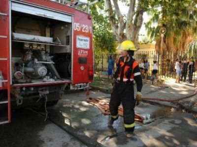 Trasladaron a cinco presos de la comisar�a 24� tras un tenso mot�n