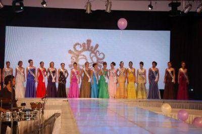 Fiesta Nacional del Sol: despliegue de sensualidad, en la "Noche Soberana"