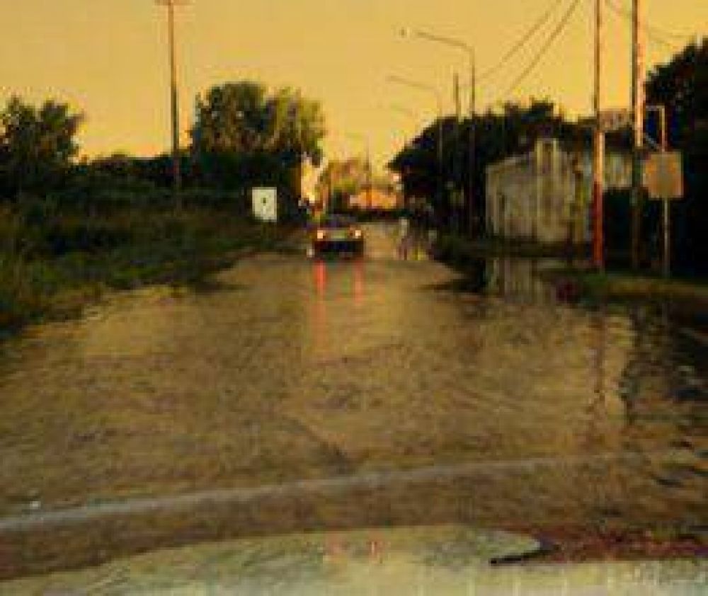 Anegamientos en la ciudad por intensas lluvias  