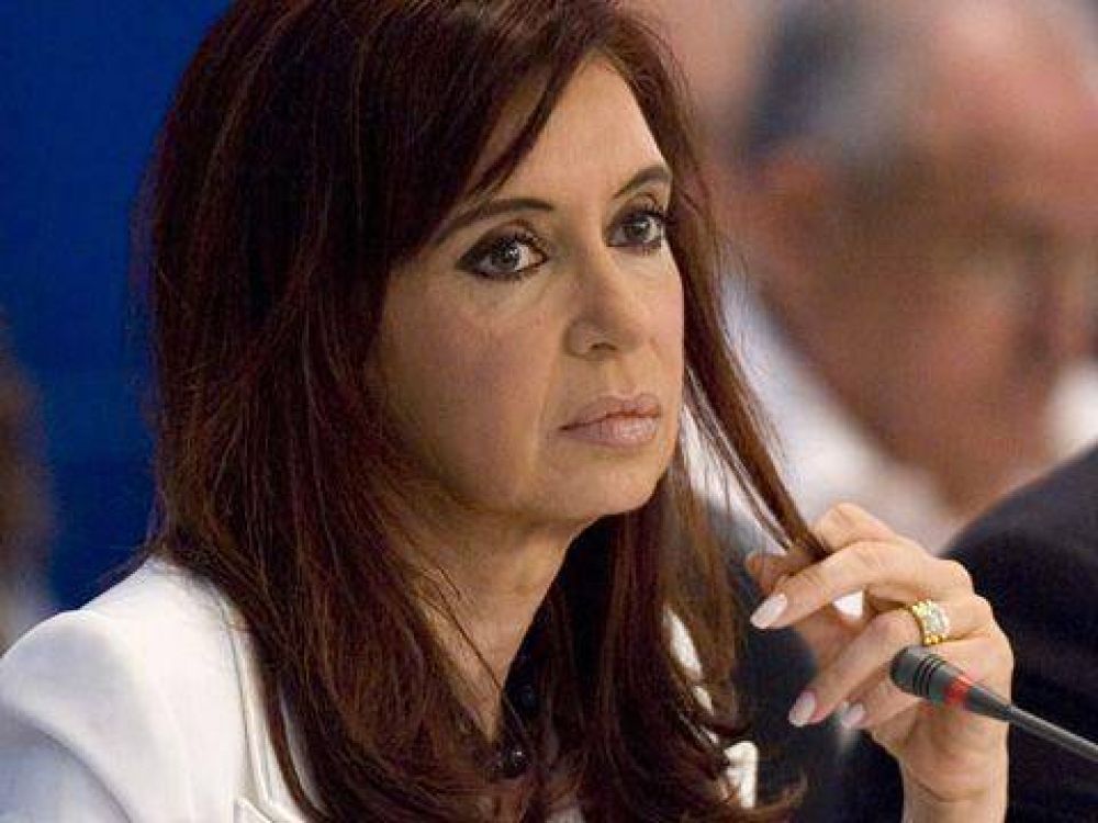 "Hay que seguir sacando adelante esta d�cada ganada de los argentinos"