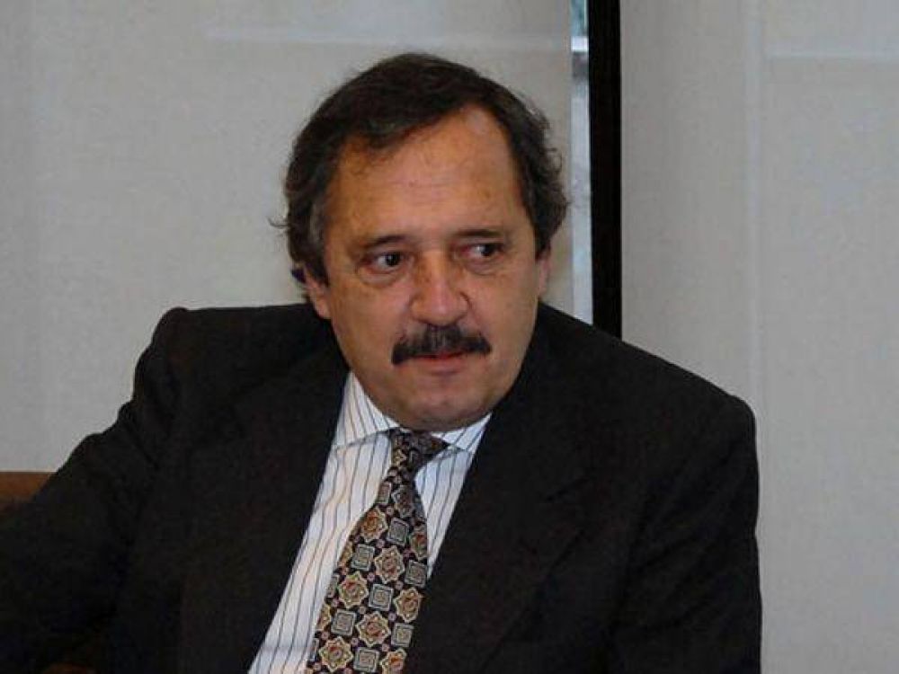 Para Alfons�n es "bueno que la Presidente reconozca la inflaci�n"