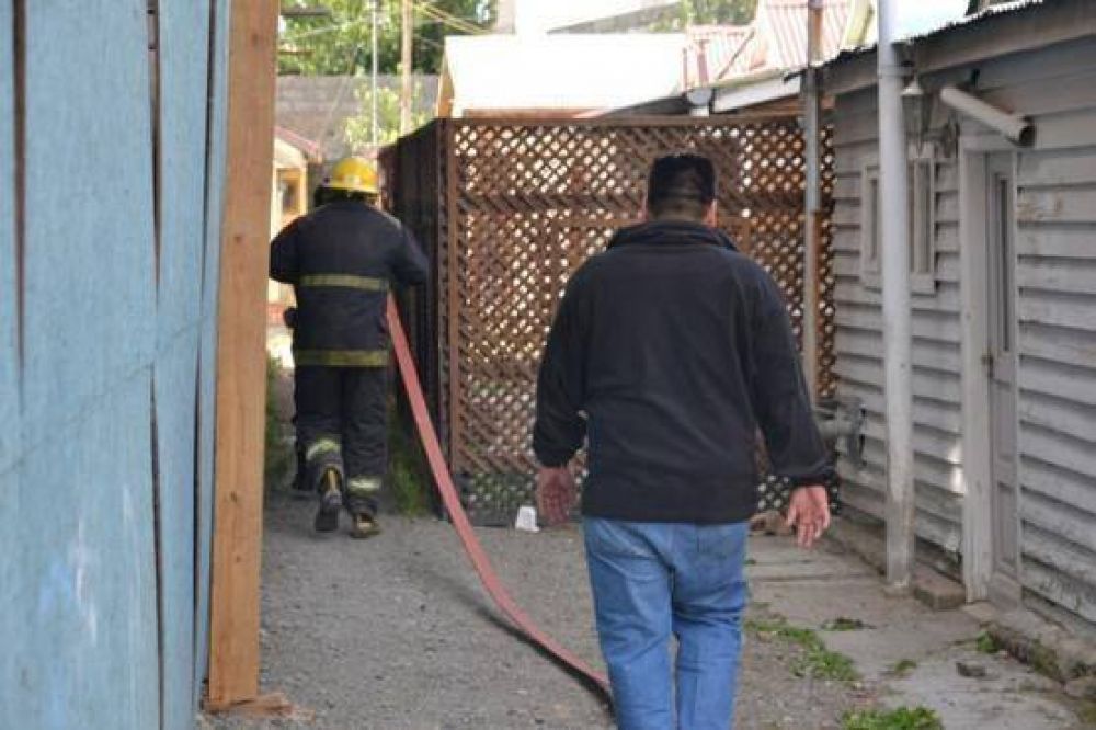 En un descuido dej� la llave de gas abierta y provoc� un incendio