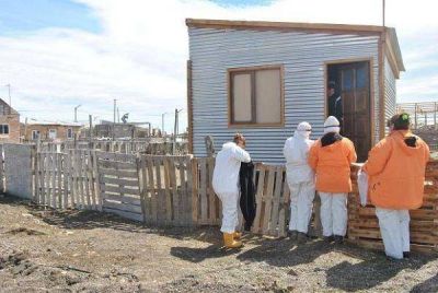 Agentes sanitarios prosiguen en los barrios con la campa�a contra la brucelosis