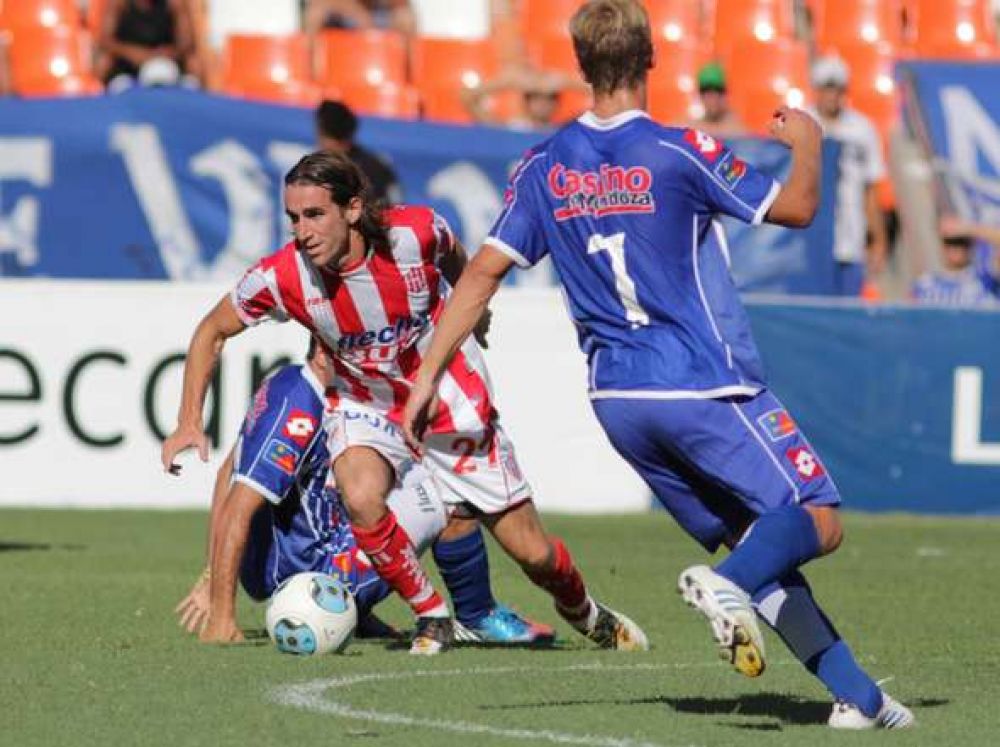 Uni�n sigue perdiendo puntos sobre el final y se hunde