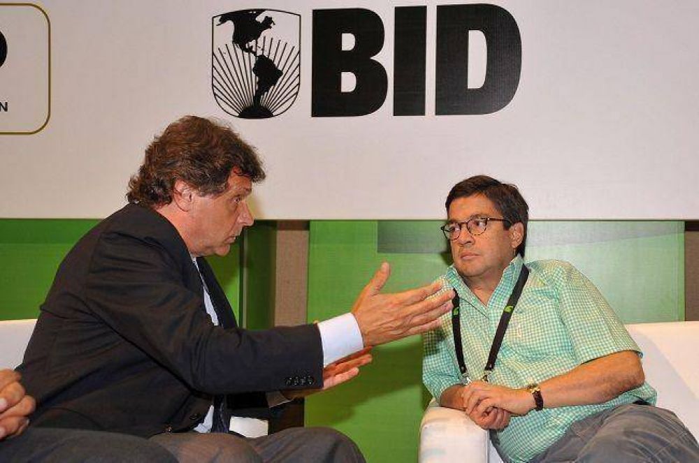 Pulti confirm� que el Presidente del BID lanzar� el Plan de Acci�n de Mar del Plata en marzo