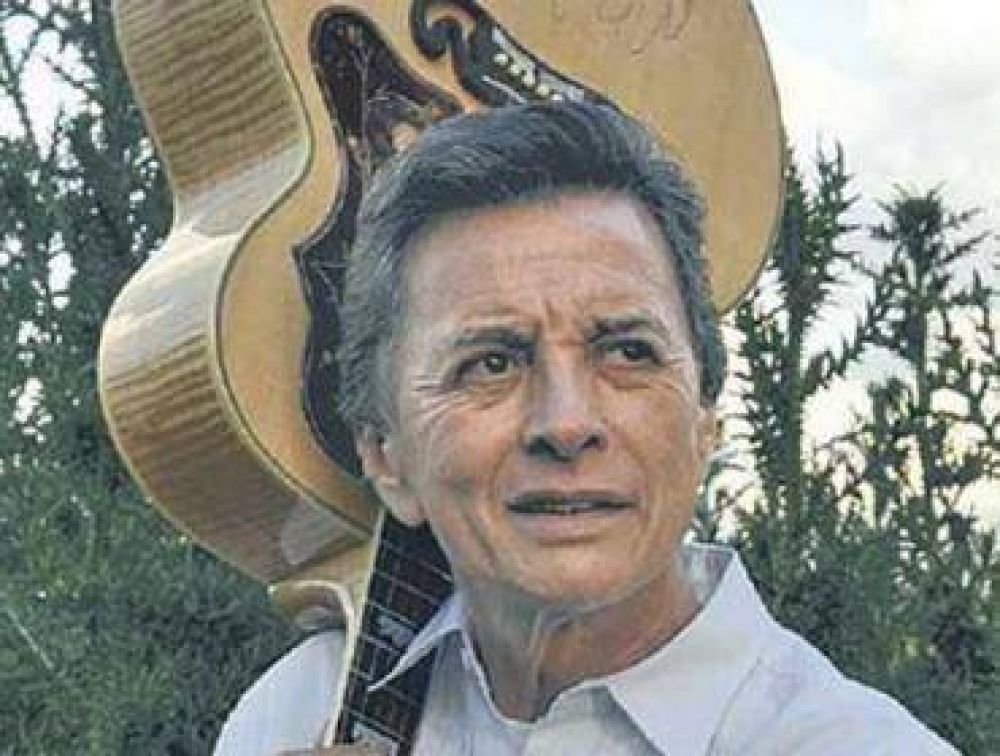 Se suspendi� anoche la Fiesta de la Artesan�a. Hoy actuar� Axel
