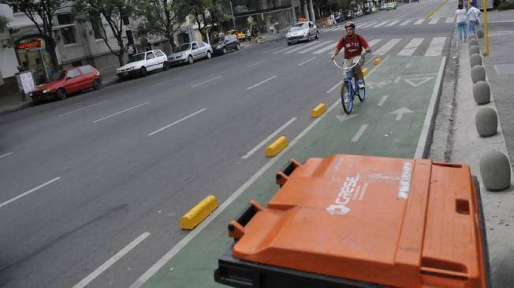 Las bicisendas est�n, pero llenas de obst�culos