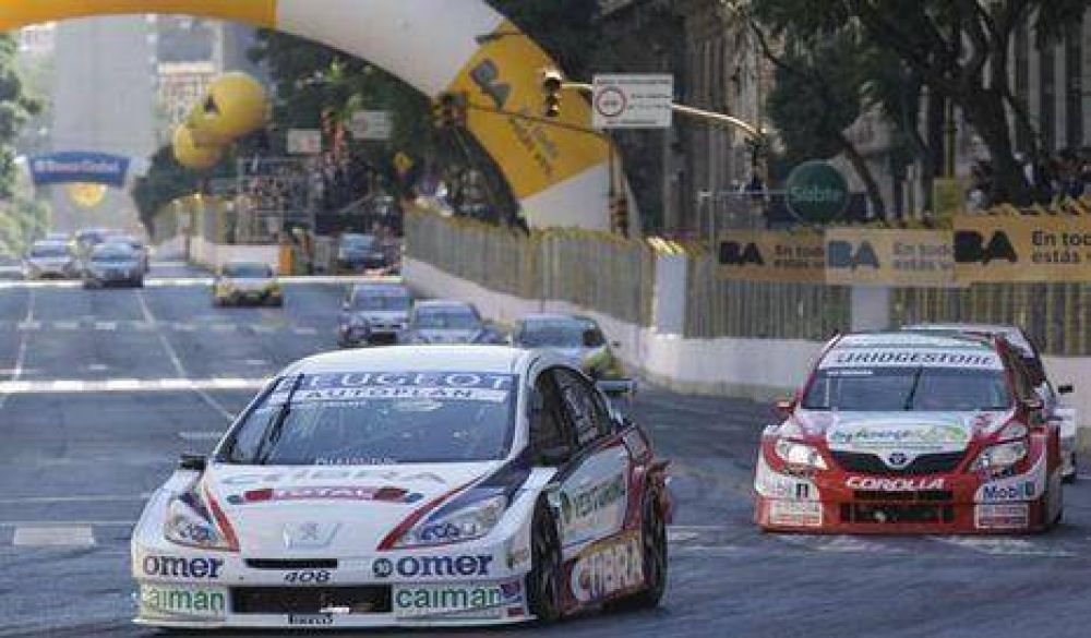 Presentaron amparo por el TC 2000