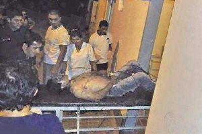 Un joven apareci� ahorcado con un cable de tel�fono y su identidad era un misterio