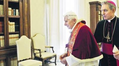 Analizan adelantar el C�nclave que elegir� al sucesor de Benedicto XVI