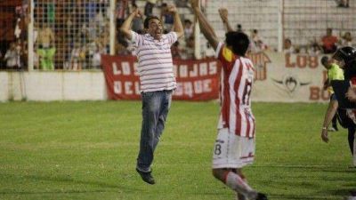 La Ciudadela se �ilumin� con la garra y el coraz�n �Santo�