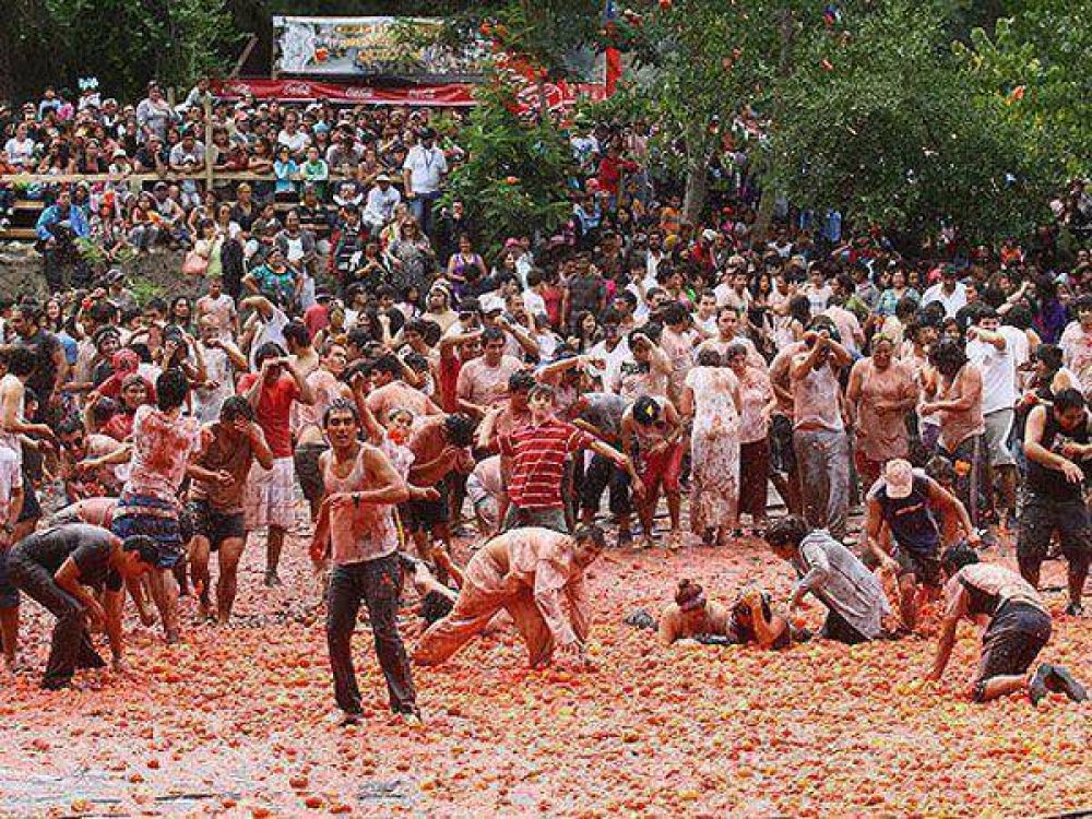Se realiz� en Chile "la guerra del tomate"