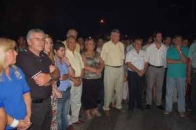 Alumbrado p�blico con fondos de la soja