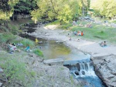 Escapadas: El Trapiche se mece a la sombra fresca de su r�o serpenteante