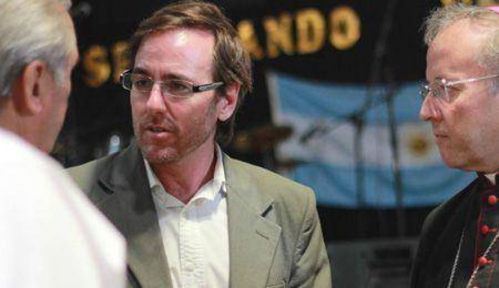 El Gobierno anunci� obras e inversiones en Carmensa