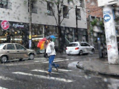 Ces� el alerta para el sur de Santa Fe pero contin�a el pron�stico de lluvia