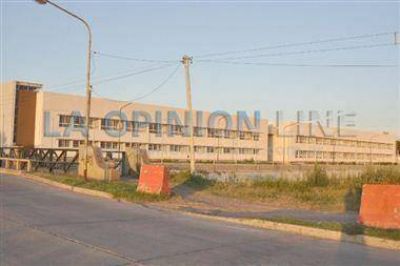 Dos carreras no se cursar�n en abril, en el nuevo Instituto