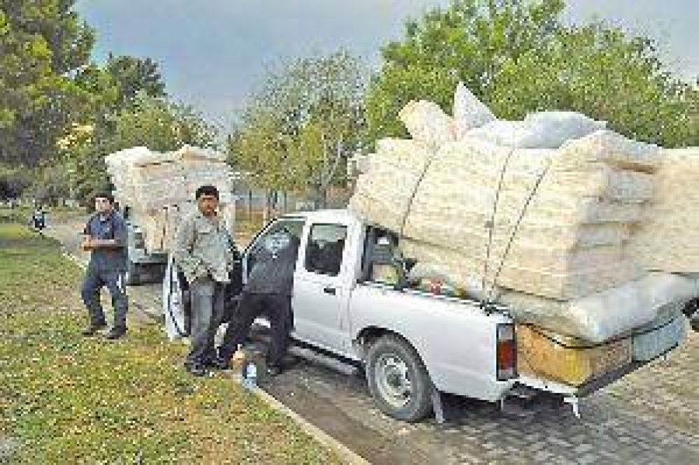 Desarrollo Social y Defensa Civil acudieron en auxilio de los damnificados