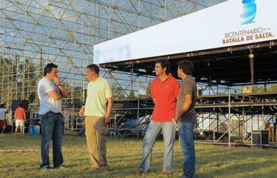 Urtubey recorri� el Campo de la Cruz donde se preparan los festejos por el Bicentenario