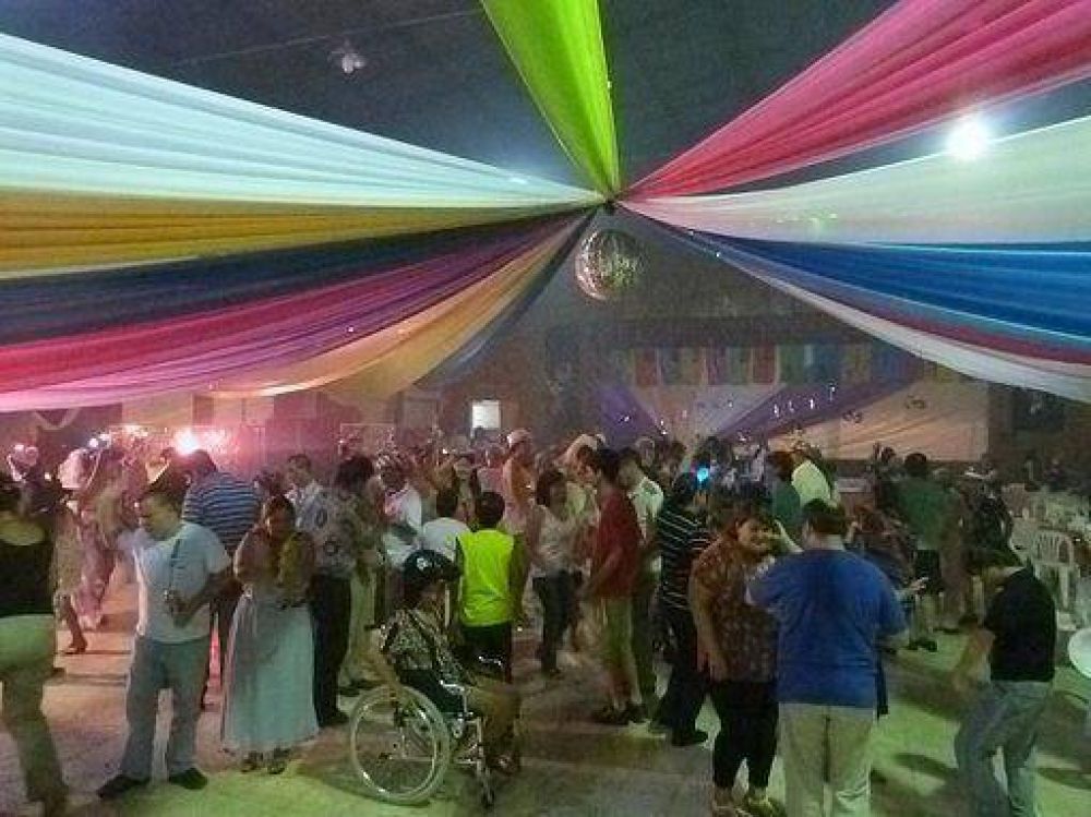 Ritmo, color y alegra en la fiesta inclusiva de carnaval