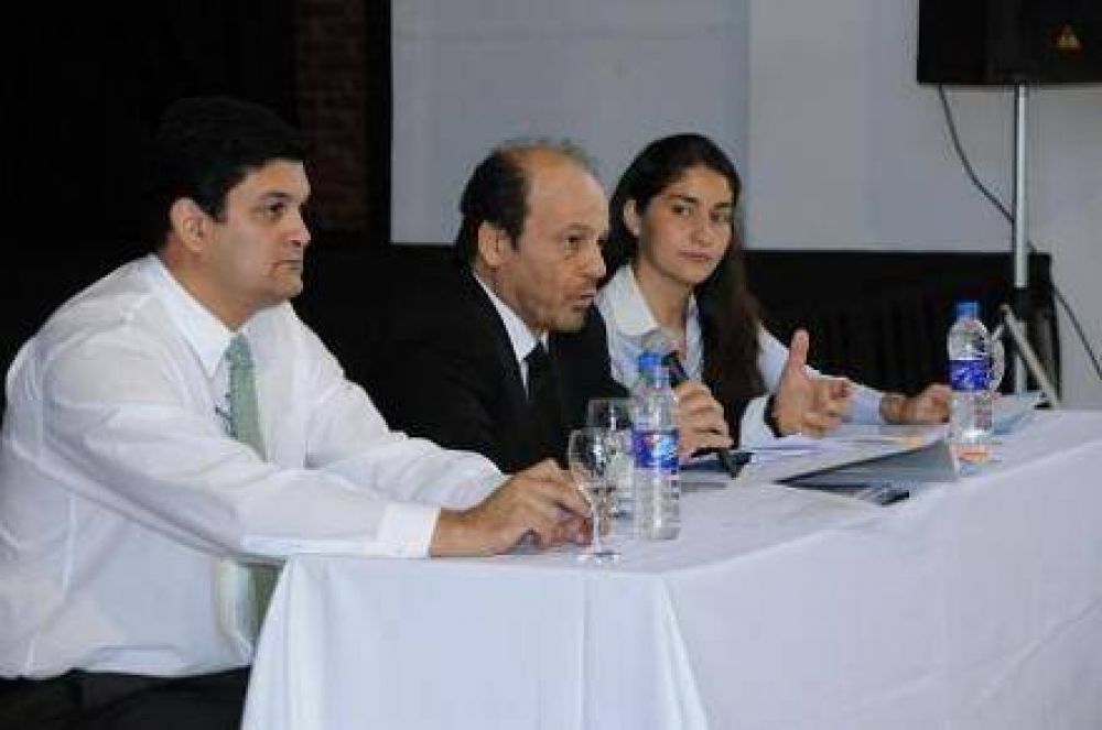 Trabajan en operativizar alcances de la ley de Responsabilidad Fiscal en los municipios 