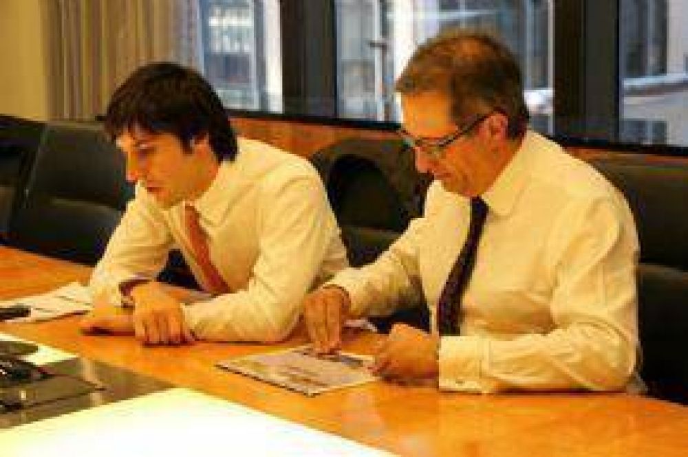 Antonena Dice Que En Nueva York Conocen Mucho A Chubut y Que Nos Prestar�n 200 Millones De D�lares