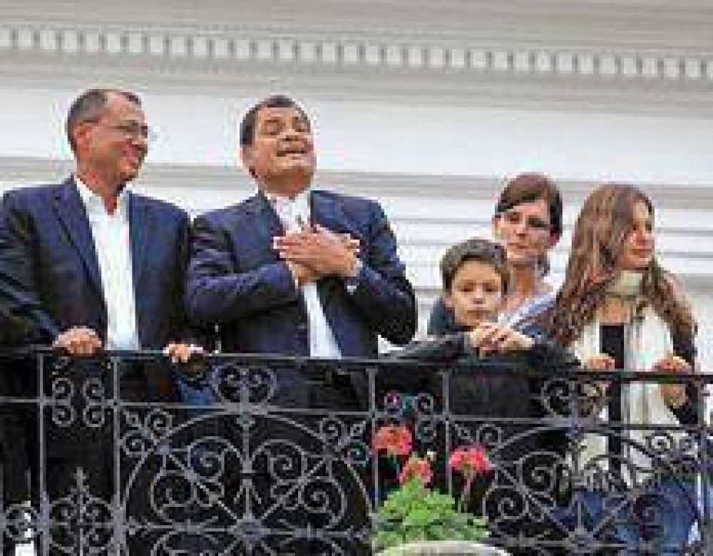 Correa promete construir la patria grande
