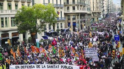 Masivas marchas en Espa�a contra los ajustes en salud
