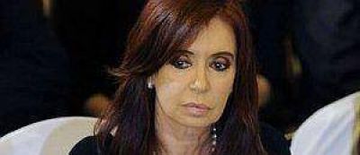 Por el fallecimiento de su suegra, Cristina suspendi� su agenda de hoy y ma�ana
