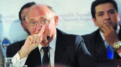 Timerman: "No fui a hablar con los iran�es sobre el Holocausto, sino de la AMIA�