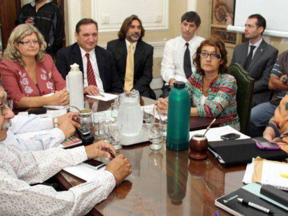 C�mo quedar�a la escala salarial con el incremento que ofreci� la provincia