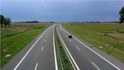 "Alertan sobre deficiencias en la autopista"